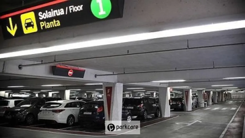 Parking Aéroport Bilbao P1 image 1