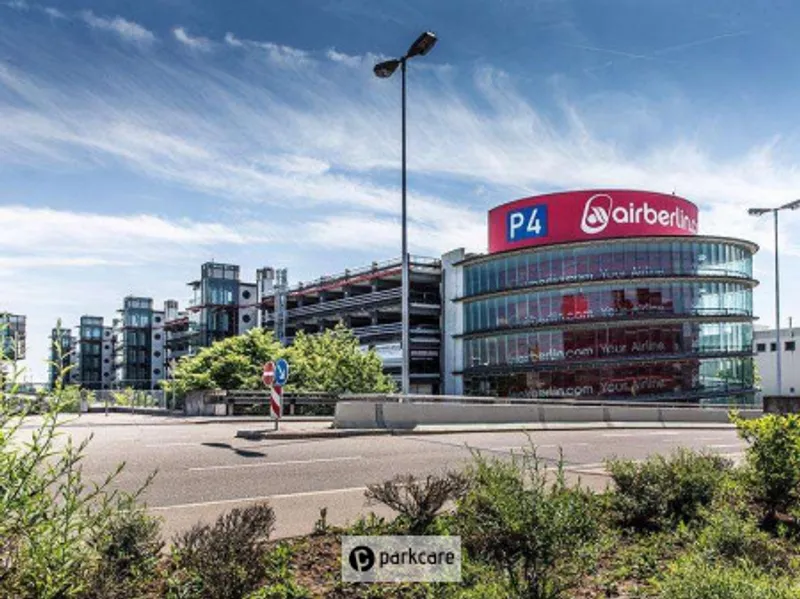 Parking Aéroport Stuttgart P4 image 1