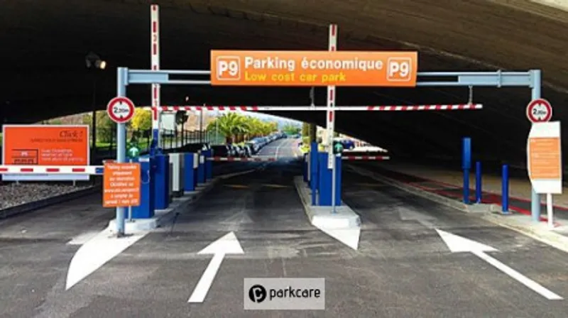 Parking Aéroport Nice P9 entrée de parking