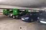 Voitures garées au parking intérieur de Blitz-Parkservice