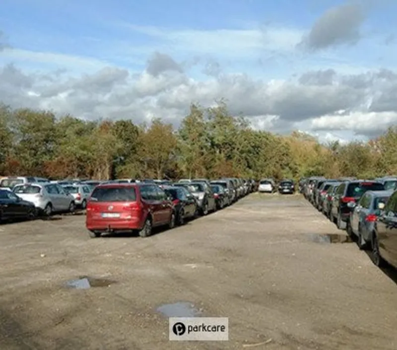 Parking Soleil Orly image 6