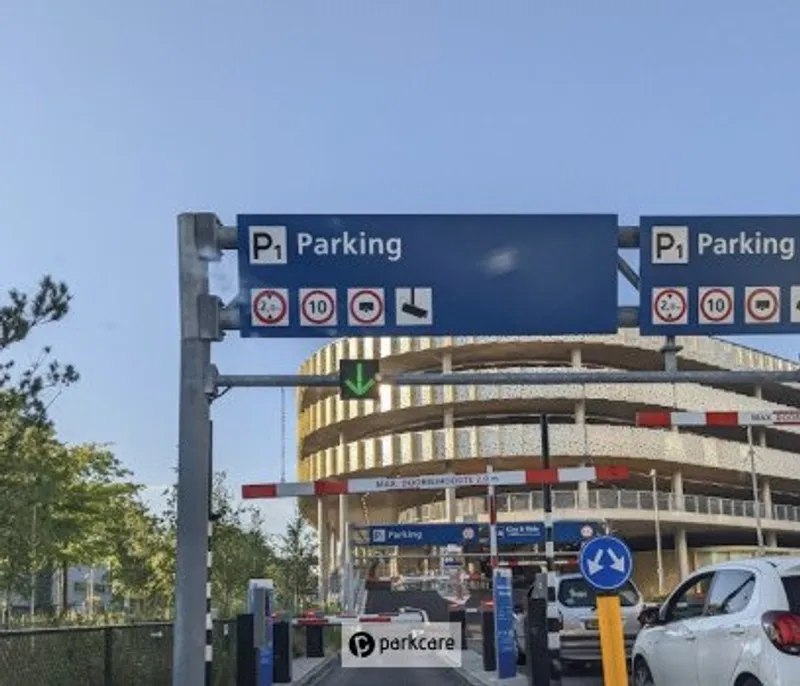 Parking Aéroport Eindhoven P1 image 4