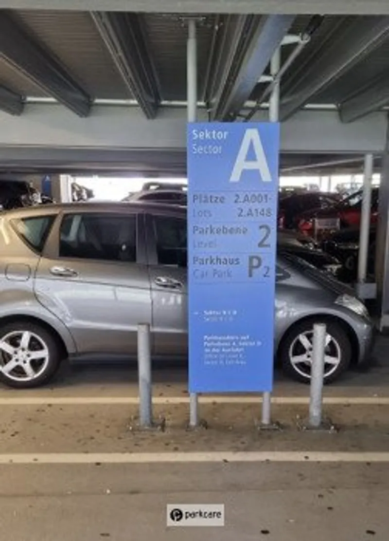 Parking Aéroport Cologne P2 image 4