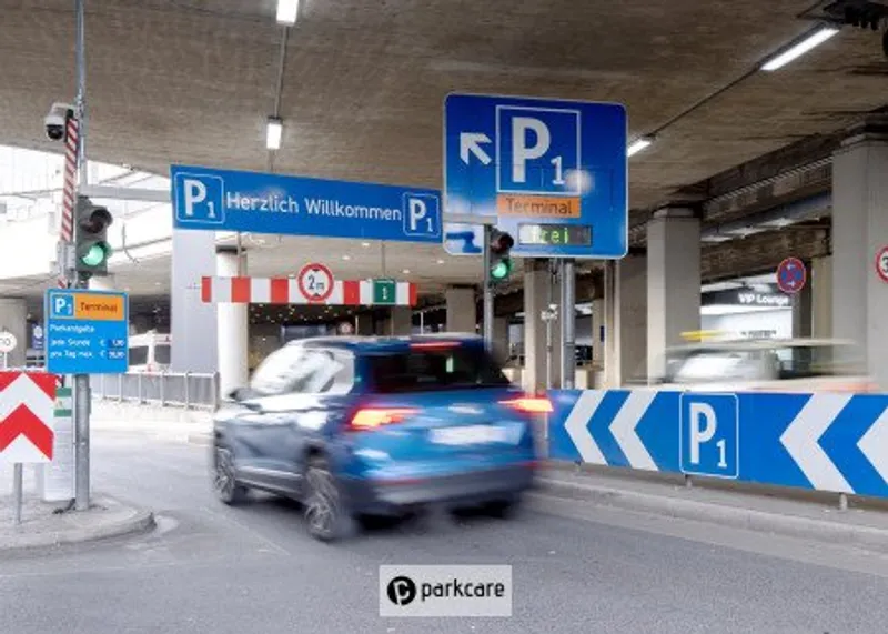 Parking Aéroport Düsseldorf P1 image 2