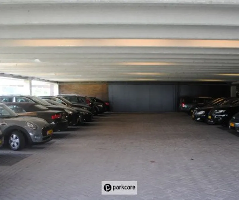 Schiphol Parking EU Valet image 2